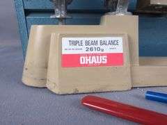 Ohaus Triple Beam Balance 2610g with Weights & Case