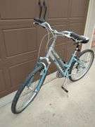 Giant Sedona Ladies' Hybrid Bike, 14" Frame