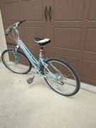 Giant Sedona Ladies' Hybrid Bike, 14" Frame