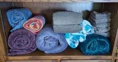 Plush Blankets, Qty 5, Various Colors, Bath and Hand Towels, Various Styles