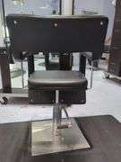 Salon Adjustable Swivel Styling Chair With Anti-Fatigue Floor Mat