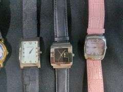 Ladies Fashion Watches Most with Leather Bands, Qty 8