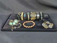 Mixed Lot of Fashion Bracelets, Qty. 11