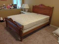 Sealy Posturepedic Full Size Bed with Wood Bed Frame