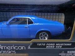 Motor Max American Classics Diecast Car Collection (4 Cars)