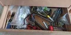 Tools & Hardware