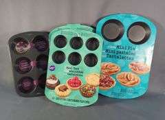 Wilton Mini Tart, Mini Pie, and Jumbo Muffin Pans