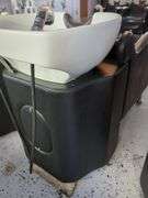 Minerva Salon Shampoo Bowl and Chair with Footrest