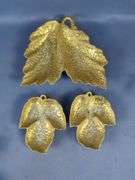 Decorative Leaf Trays and Mirrored Tray Assortment