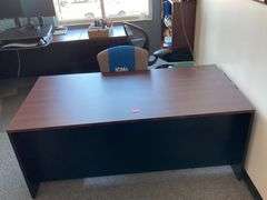 Desks, 36" Width Qty 3, with 24" Returns Qty 2