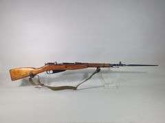 Soviet Mosin Nagant 44 7.62x54mmR Bolt Action Rifle SN# 44061, Dated 1946r, Bayonet, Sling