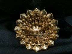 Vintage Ladies Unser Brooches, Qty 2
