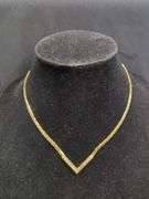 Ladies Gold Tone Necklaces, Various Styles And Lengths, Qty 11
