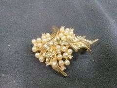 Rhinestone Brooch Collection Qty 7