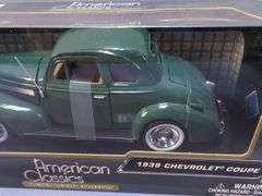 Motor Max American Classics Premium Die-Cast Collection: 1939 Chevy Coupe & 1948 Chevy Aerosedan Fleetline