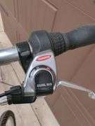 Diamondback Wildwood Hybrid Bike with Helmet
