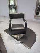Salon Styling Chair with Floor Mat