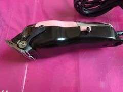 Wahl Sterling 4 Hair Clipper with Guides