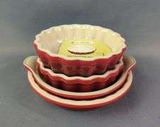 Le Creuset Mini Fluted Flan, Qty 2, Brulee And Pie Dishes