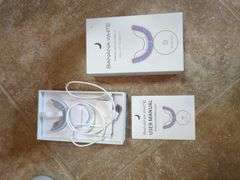 Banana White Wireless Teeth Whitening Kit And Denture Cleaner