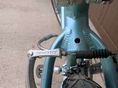 Giant Sedona Ladies' Hybrid Bike, 14" Frame