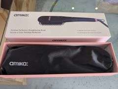 Amika Polished Perfection Straightening Brush