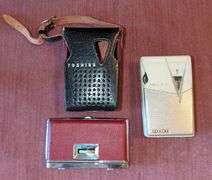 Vintage Sportiere Pocket Binoculars & Toshiba Transistor Radio In Leather Carry Case