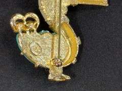 Hattie Carnegie Rhinestone And Lucite Rooster/ Dodo Bird Brooch With Matching Clip On Earrings