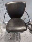 Hydraulic Salon Styling Chair with Black Vinyl Seat