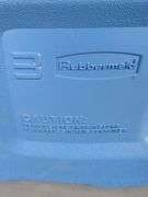 Vintage Rubbermaid Winfield Kansas Model 1136 Liquid Container