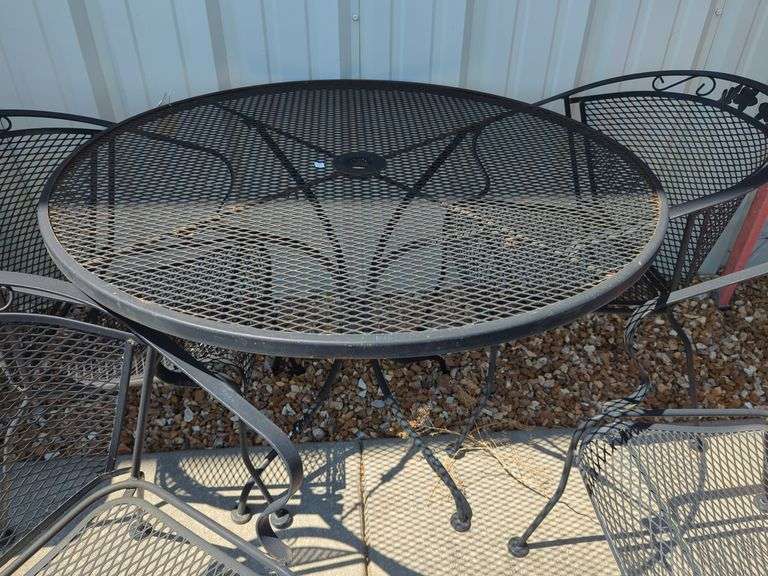 Wrought Iron Outdoor Patio Table and Chairs Set