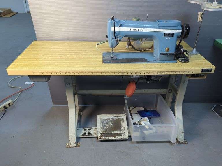 Singer 120u Professional Sewing Machine with Table and Accessories