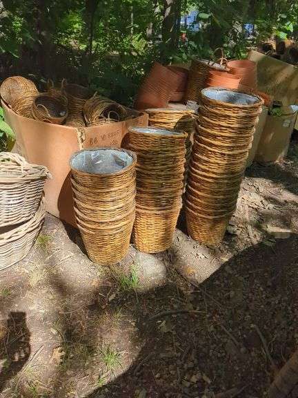 Wicker Planter Baskets with Liners