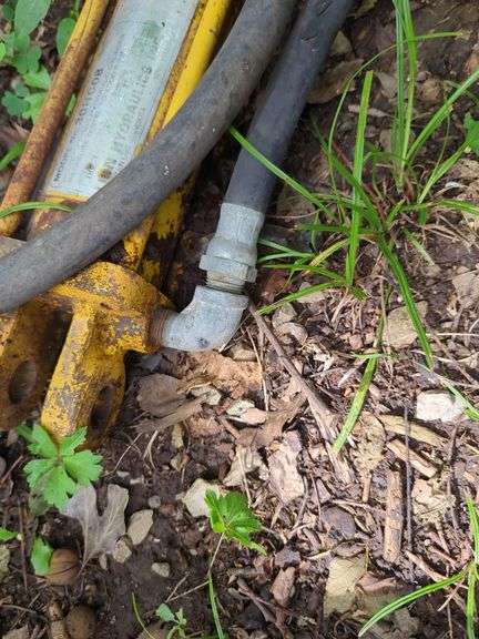 LIN Hydraulics Inc. Hydraulic Cylinder