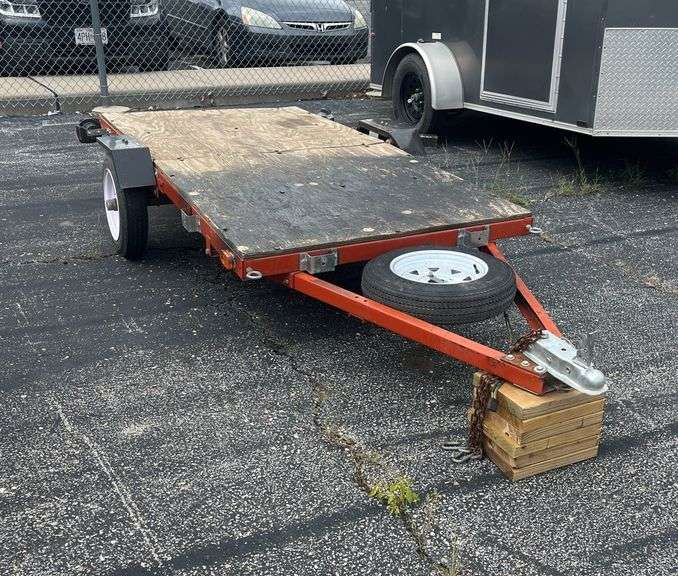 Single Axle 8' x 4' Utility Lawn Trailer, No Title