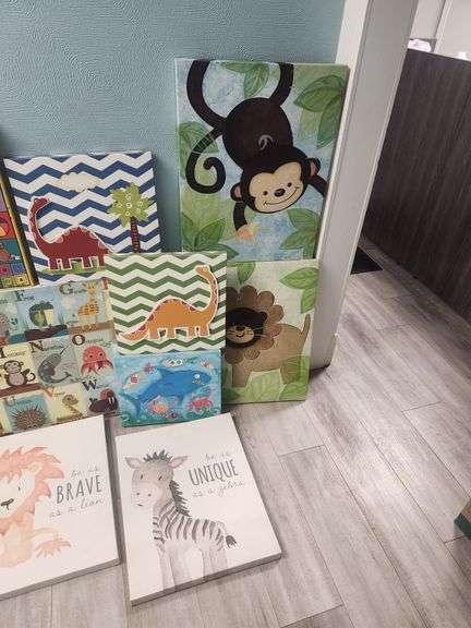 Children's Wall Art, Various Sizes And Styles, Total Qty 15