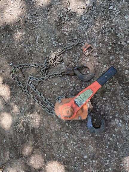 CM Series 653 Lever Chain Hoist, 3 Ton Capacity