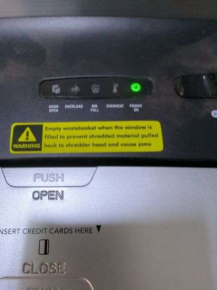 Pen+Gear WM882MA Paper Shredder