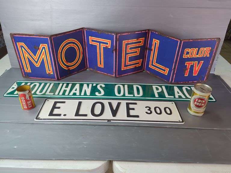 Metal Motel Folding Sign, Street Signs And Advertising Cans