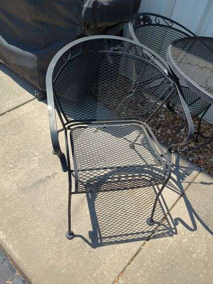 Wrought Iron Outdoor Patio Table and Chairs Set