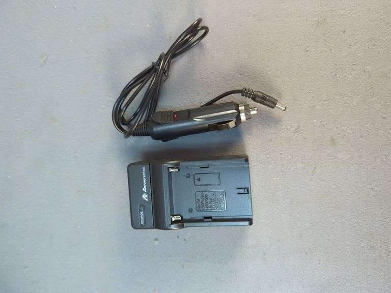 Sony Handycam Vision Hi8 CCD-TRV58 Camcorder with Case and Charger