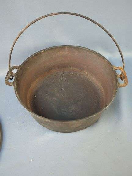 Griswold Erie Cast Iron Dutch Oven Pot with Lid