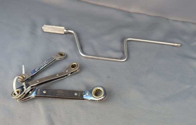 Craftsman Speed Wrench and Metric Offset Ratcheting Wrenches