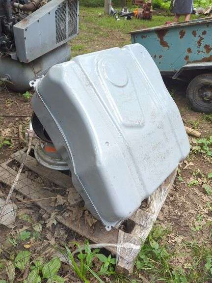 Metal Fuel Tank, Unknown Volume