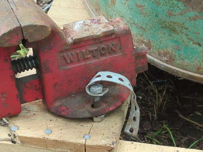 Wilton 4" Bench Vise - Made in USA