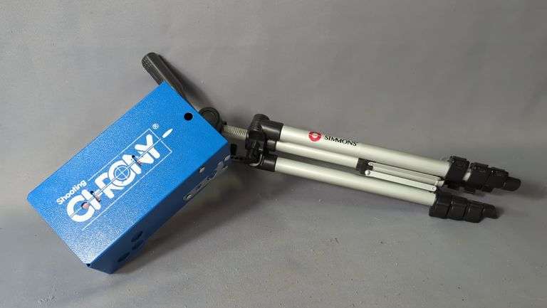 Shooting Chrony Ballistic Chronograph with Simmons Tripod image