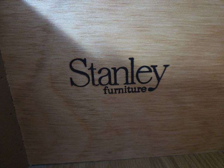 Stanley Furniture Chest Of Drawers