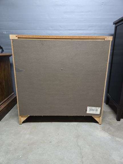 Stanley Furniture 3-Drawer Dresser Chest