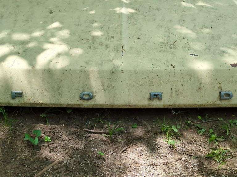 Ford Truck Topper, Apprrox 76" x 45"