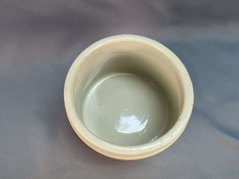Borden's Country-Made Cottage Cheese Stoneware Crock